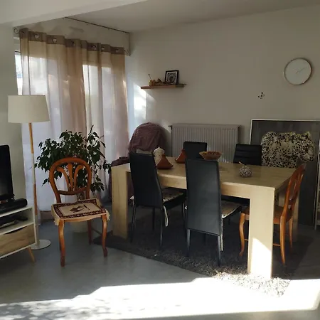 Apartment Entier Avec Terrasse